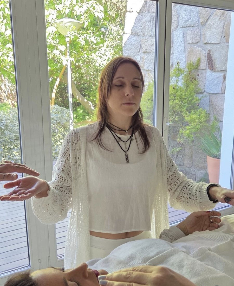 Laura Fernández, fundadora de ESENCIA ECLIPSE DE LUNA